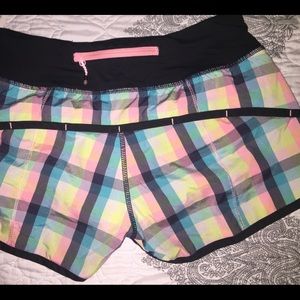 Wee Wheezy plaid lululemon speed shorts Sz 2 EUC
